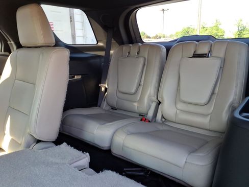 Used 2013 Ford Explorer Limited AWD/4WD image 11