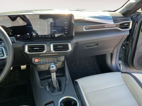 Used 2024 Ford Mustang GT Premium image 17