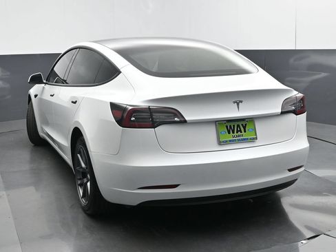 Used 2023 Tesla Model 3 Standard Range RWD image 28