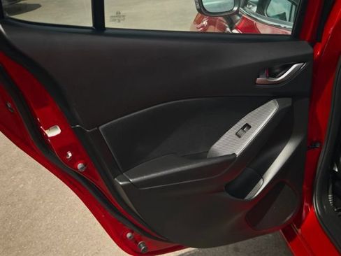 Used 2014 MAZDA MAZDA3 i Touring FWD image 47