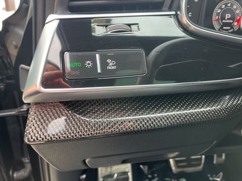 Used 2023 Audi SQ7 Prestige AWD/4WD image 39