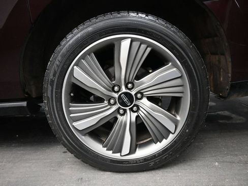 Used 2018 Lincoln Navigator L Reserve w/ Technology Package AWD/4WD image 15