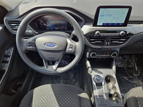 Used 2025 Ford Escape Active AWD/4WD image 17