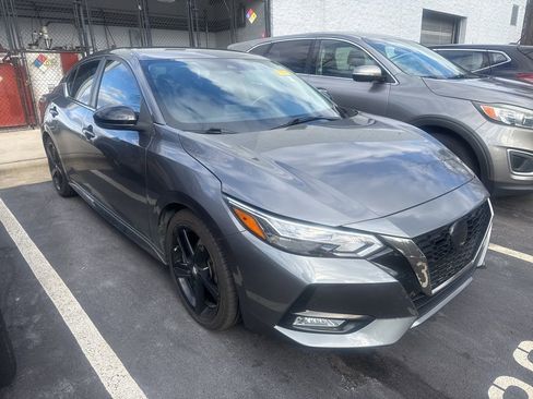 Certified 2022 Nissan Sentra SR image 1