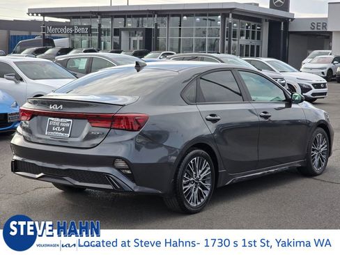 Used 2024 Kia Forte GT-Line w/ GT-Line Premium Package image 5