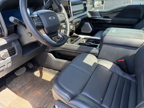 Used 2026 Ford F350 Platinum w/ Tremor Off-Road Package AWD/4WD image 11