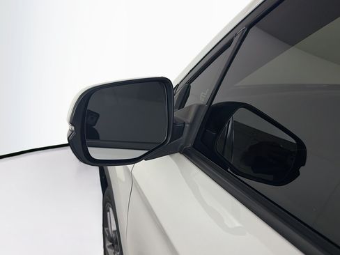 Used 2023 Honda Passport EX-L image 16