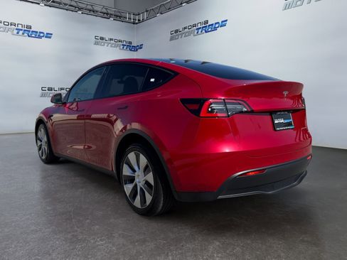 Used 2021 Tesla Model Y Long Range AWD/4WD image 7