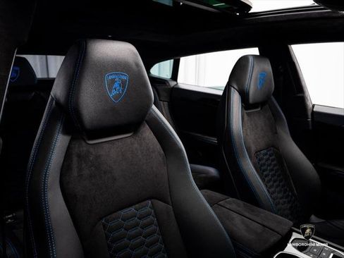 Used 2024 Lamborghini Urus S AWD/4WD image 41