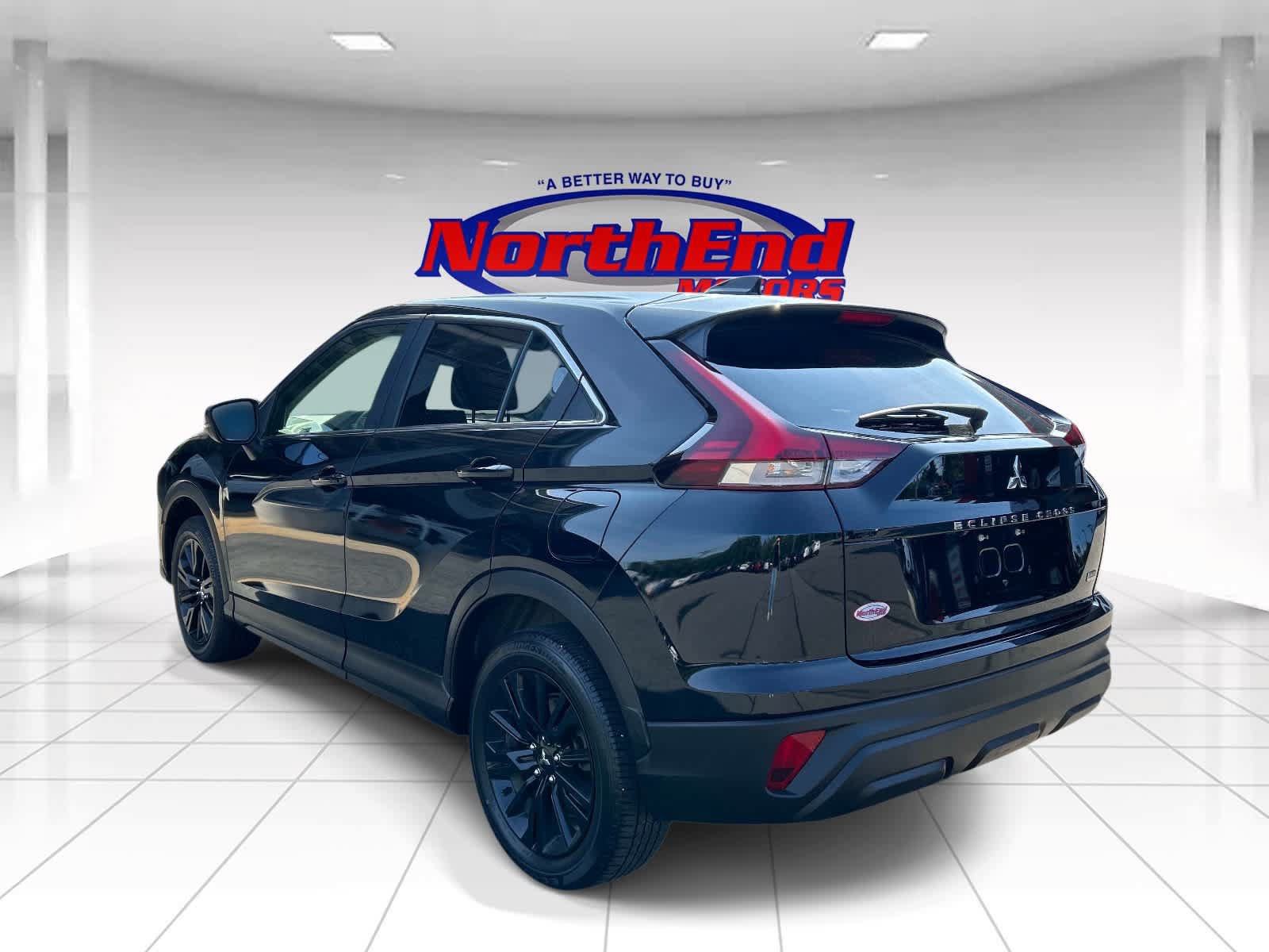 Used 2024 Mitsubishi Eclipse Cross LE AWD/4WD image 5