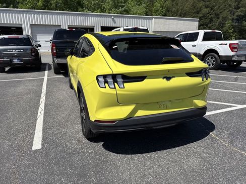 Used 2025 Ford Mustang Mach-E Select w/ Comfort Package Lite image 11