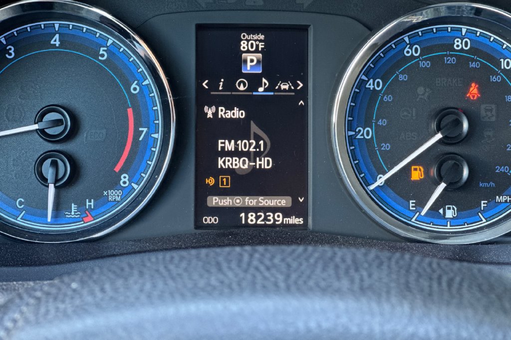 Certified 2019 Toyota Corolla XLE FWD image 24