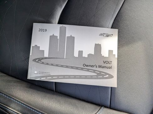 Used 2019 Chevrolet Volt LT w/ Power Convenience Package image 28