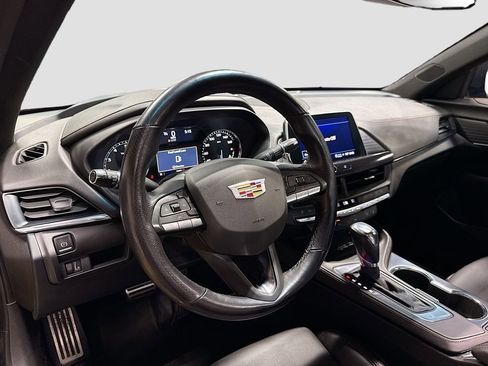 Used 2025 Cadillac CT4 Sport RWD image 9