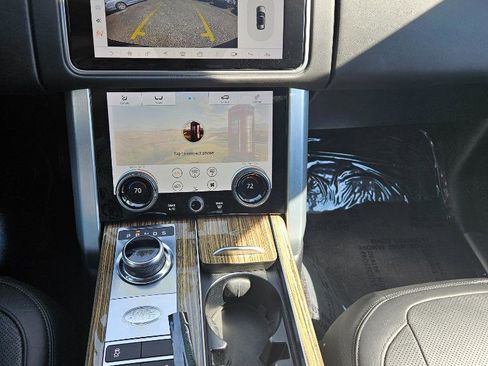 Used 2018 Land Rover Range Rover Supercharged image 15