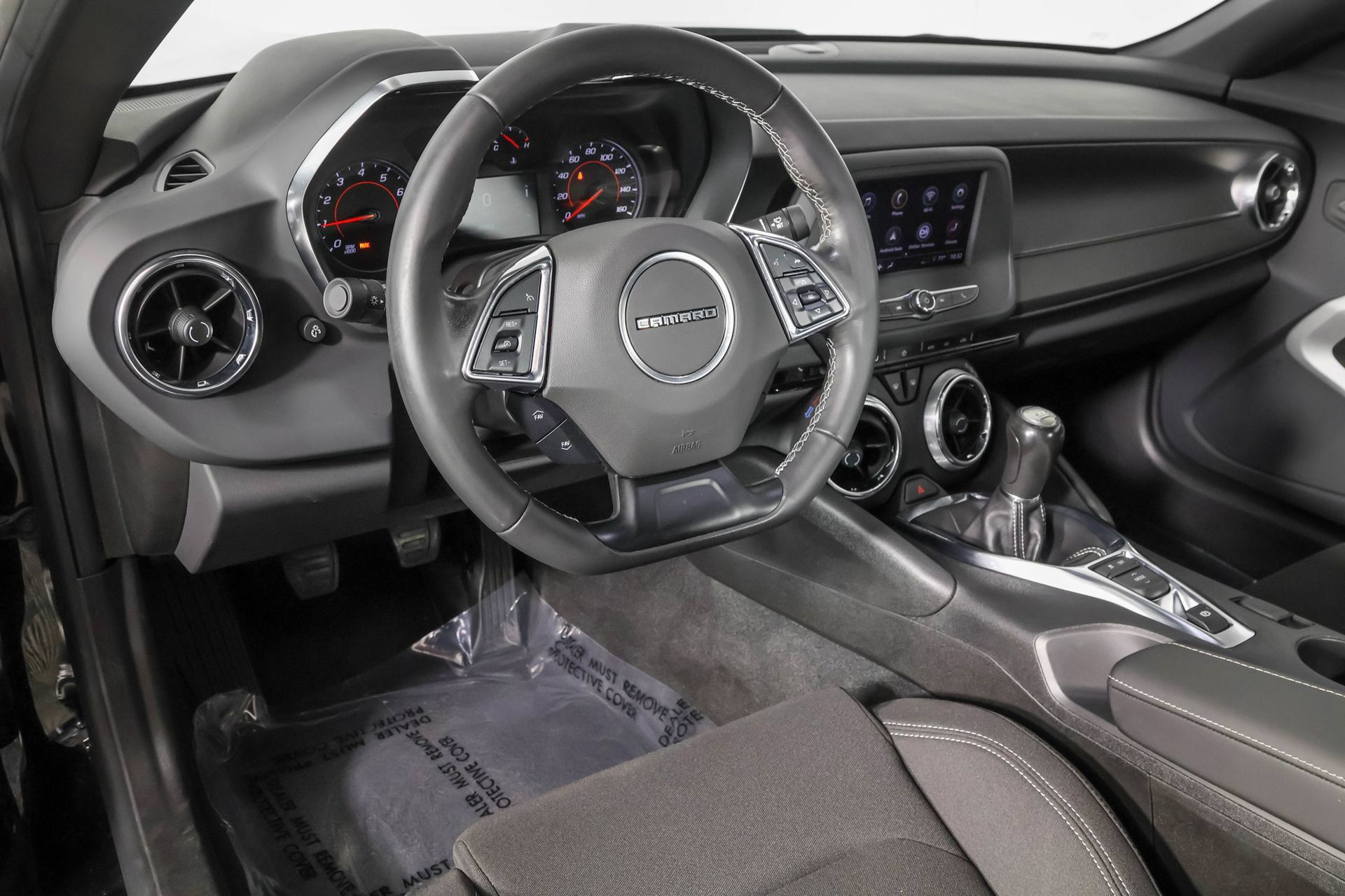 Used 2023 Chevrolet Camaro LT RWD image 4