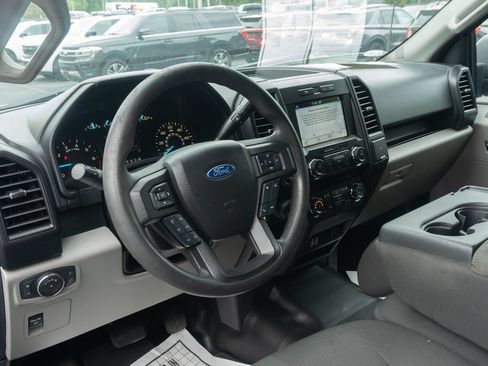 Used 2019 Ford F150 XL w/ Equipment Group 101A Mid AWD/4WD image 3