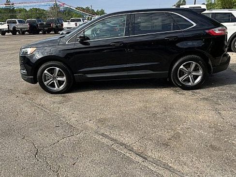 Used 2023 Ford Edge SEL w/ Convenience Package AWD/4WD image 4