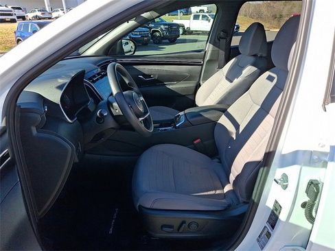 Used 2023 Hyundai Santa Cruz SEL image 10