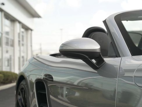 Used 2025 Porsche 718 Boxster image 27