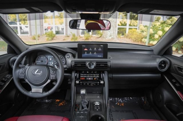 Used 2024 Lexus IS 300 F Sport RWD image 19