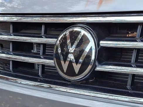 Certified 2023 Volkswagen Tiguan S image 5