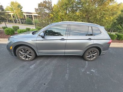 Used 2023 Volkswagen Tiguan SE