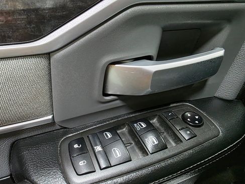 Used 2021 RAM 2500 Big Horn image 18