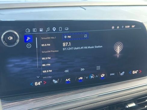 Certified 2025 Chevrolet Suburban Z71 AWD/4WD image 8