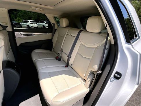 Used 2021 Cadillac XT5 Premium Luxury image 21