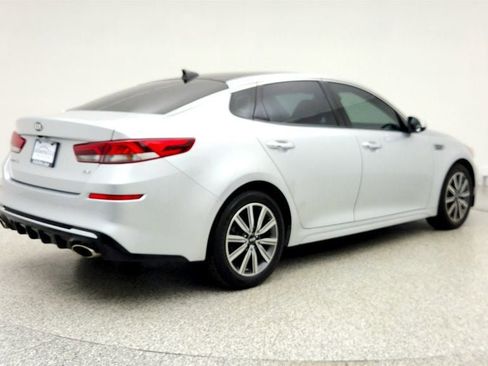 Used 2020 Kia Optima Premium image 5