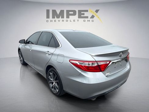 Used 2016 Toyota Camry XSE FWD image 3