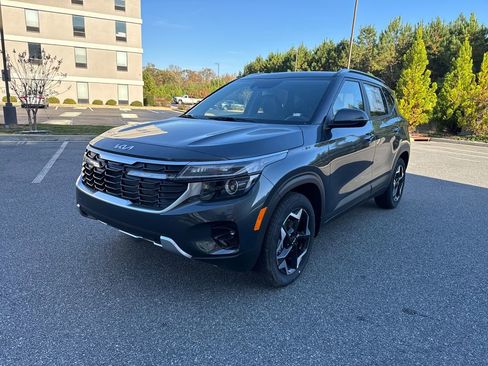 New 2025 Kia Seltos S image 7