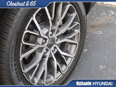 Used 2024 Jeep Grand Cherokee L Summit AWD/4WD image 24