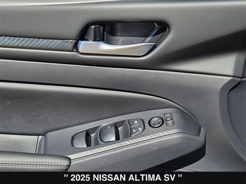 New 2025 Nissan Altima 2.5 SV image 15