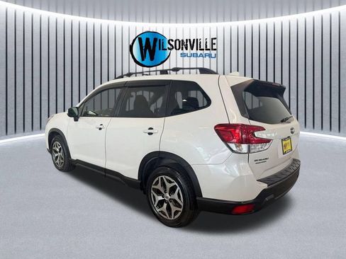 Used 2021 Subaru Forester Premium AWD/4WD image 7