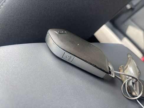 Used 2025 Kia K4 FWD image 23