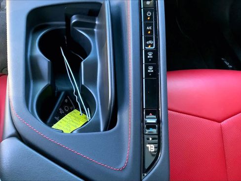 Used 2024 Chevrolet Corvette Z06 image 28