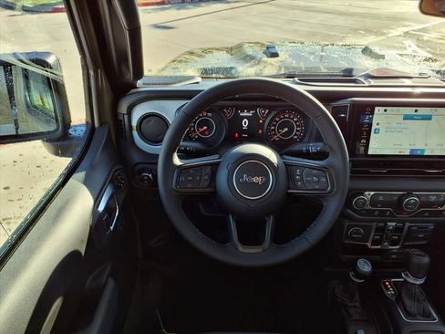 New 2026 Jeep Gladiator Sport AWD/4WD image 11