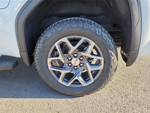 New 2026 GMC Sierra 1500 SLT w/ SLT Premium Plus Package image 31