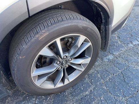 Certified 2025 INFINITI QX60 Luxe w/ Lighting Package (N94) image 3