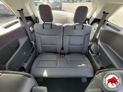 New 2026 Ford Explorer Active w/ Active Comfort Package RWD image 18