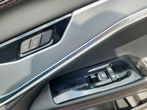 New 2025 Jeep Wagoneer S Launch Edition image 17