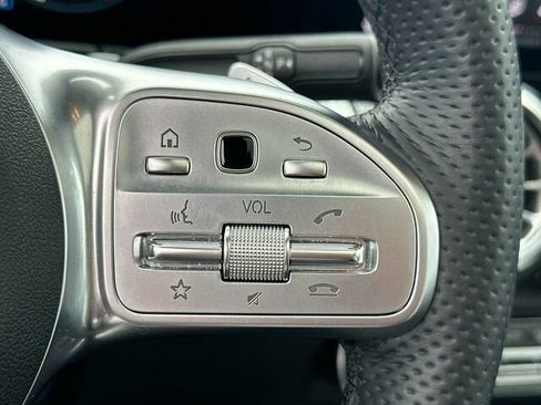 Certified 2023 Mercedes-Benz GLB 250 4MATIC image 30