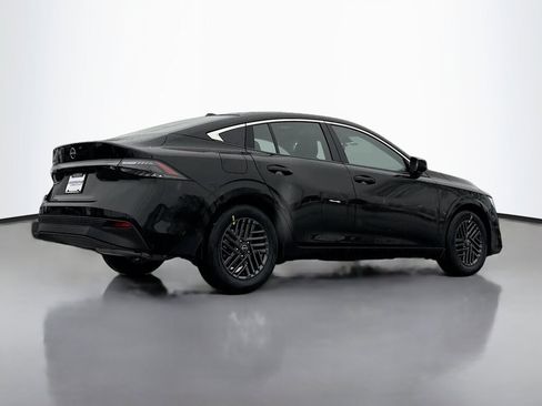 New 2026 Nissan Sentra SV image 2