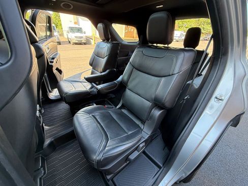 Used 2020 Ford Explorer ST w/ Premium Technology Package AWD/4WD image 20