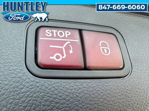 Used 2022 Mercedes-Benz GLC 300 4MATIC w/ Premium Package Lite image 11