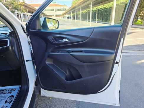 Used 2020 Chevrolet Equinox LT AWD/4WD image 26