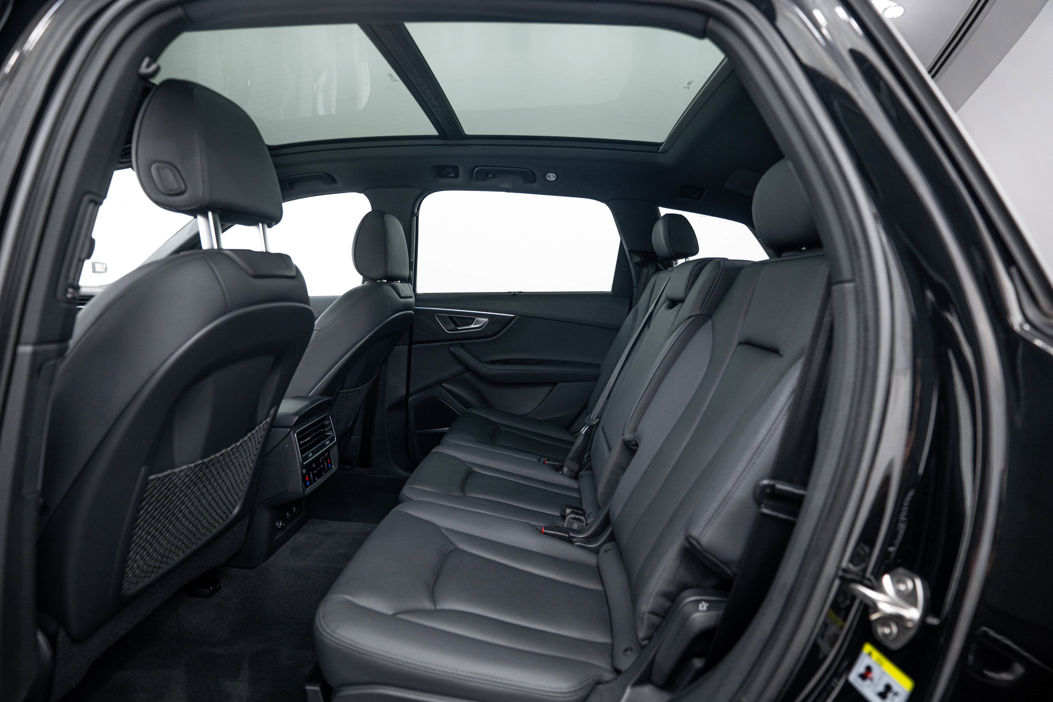 Certified 2024 Audi Q7 2.0T Premium Plus AWD/4WD image 17