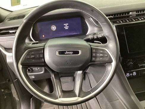 Used 2021 Jeep Grand Cherokee L Altitude image 18